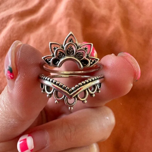 Midsummer Star Sterling Silver Stacking Rings size 6 - Picture 1 of 4